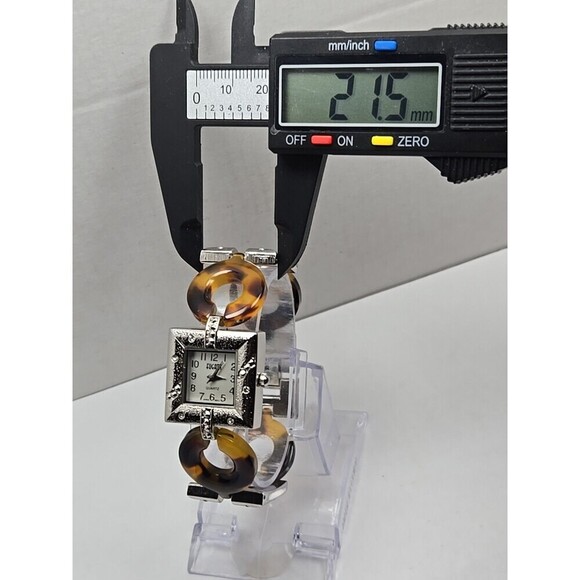 Fugatti Quartz Square Rhinestone Tortoise Bracelet Watch Japan New Battery Women - Picture 5 of 9